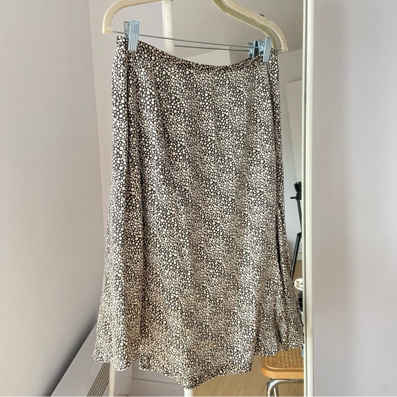 Vintage Dresses & Skirts - COPY - 100% Silk Midi Skirt -Size 10